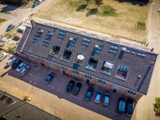 Oude kazerne omgetoverd tot luxe loft woningen